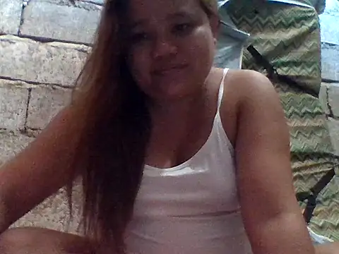 Snapshot of sweetlyn31 chatting on June 2026 10:34:02 PM sweetlyn31 online show from June 2026 10:34:02 PM