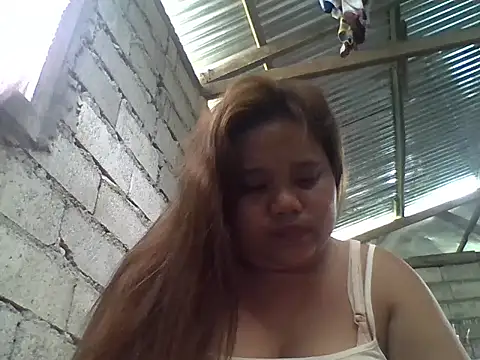 Snapshot of sweetlyn31 chatting on July 2026 05:16:02 AM sweetlyn31 online show from July 2026 05:16:02 AM