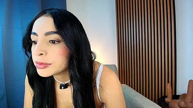 Alia Sweet  online show from June 2026 03:00:01 AM