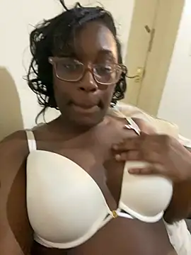 Snapshot of Sinfulwaterfalls chatting on April 2026 02:40:02 AM Sinfulwaterfalls online show from April 2026 02:40:02 AM