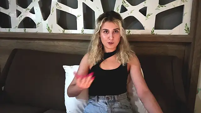 Snapshot of ConcepcionPang chatting on February 2026 12:24:02 PM ConcepcionPang online show from February 2026 12:24:02 PM