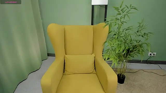 Snapshot of taticamomile chatting on March 2026 04:08:01 AM taticamomile online show from March 2026 04:08:01 AM