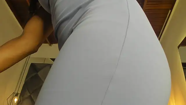 Snapshot of ebonyx40 chatting on April 2026 11:16:01 AM ebonyx40 online show from April 2026 11:16:01 AM