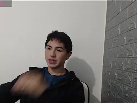 Snapshot of crissfer1 chatting on February 2026 08:18:01 PM crissfer1 online show from February 2026 08:18:01 PM