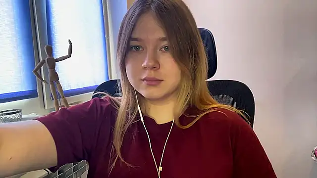 Snapshot of TomikoPfau chatting on February 2026 09:06:02 AM TomikoPfau online show from February 2026 09:06:02 AM