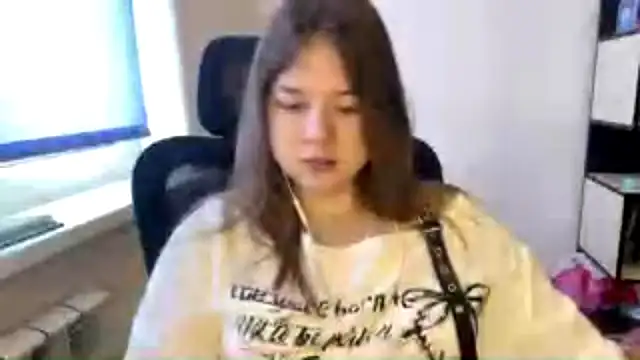 TomikoPfau online show from March 2026 07:58:02 AM