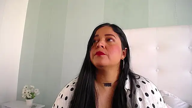 Jessicabloom online show from February 2026 12:49:01 PM