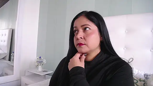 Jessicabloom online show from March 2026 12:33:02 PM