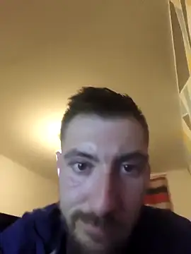 mladyTrans online show from February 2026 09:36:02 PM