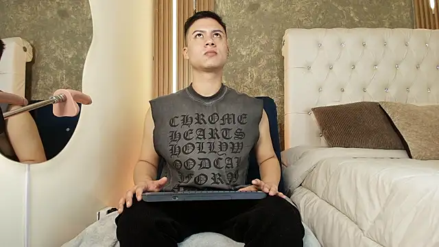 Snapshot of Stiven_Zarek chatting on March 2026 12:44:01 PM Stiven Zarek online show from March 2026 12:44:01 PM