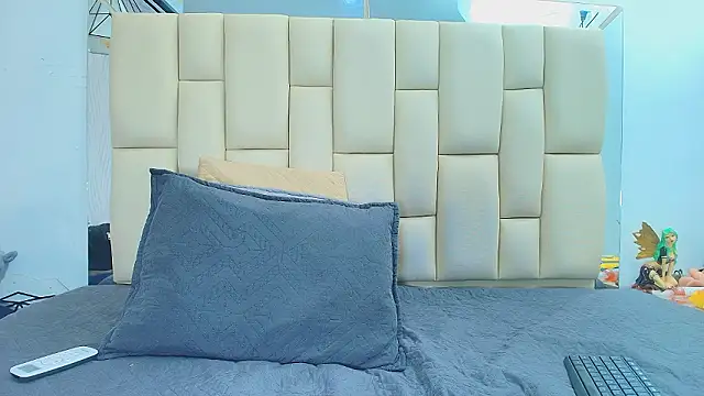 Snapshot of Lana_Sliim chatting on March 2026 12:12:02 PM Lana Sliim online show from March 2026 12:12:02 PM