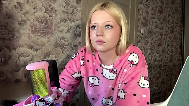 JeneeBIanks online show from April 2026 01:41:01 PM