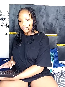 Divine Beautyxx online show from April 2026 03:56:01 AM