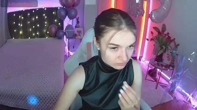 Ann Wood online show from March 2026 07:15:01 AM