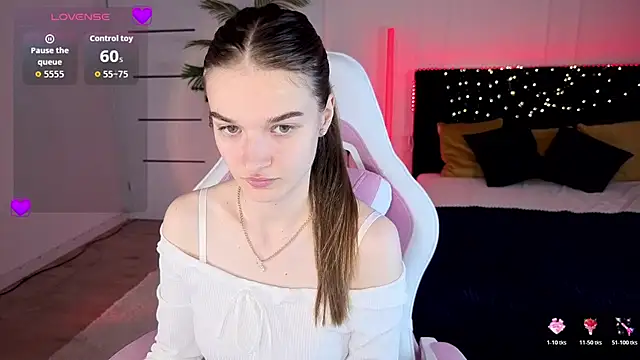 Ann Wood online show from July 2026 02:32:02 PM