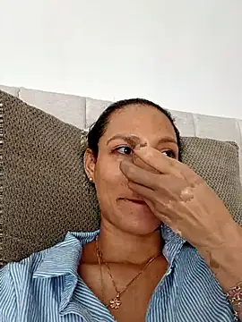 ScarletthSmith online show from April 2026 06:43:02 PM