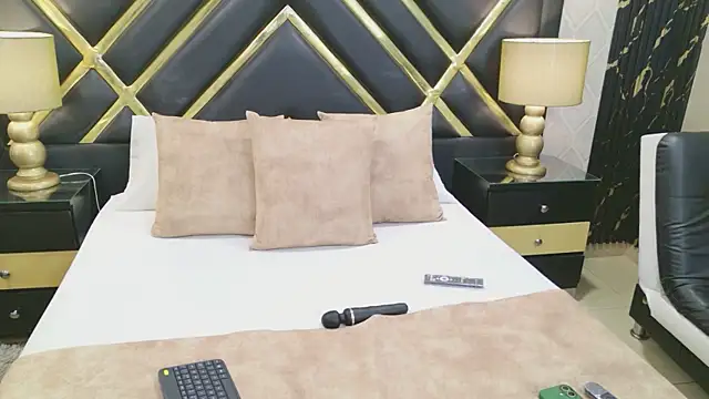 AmberHundson online show from February 2026 07:26:01 PM