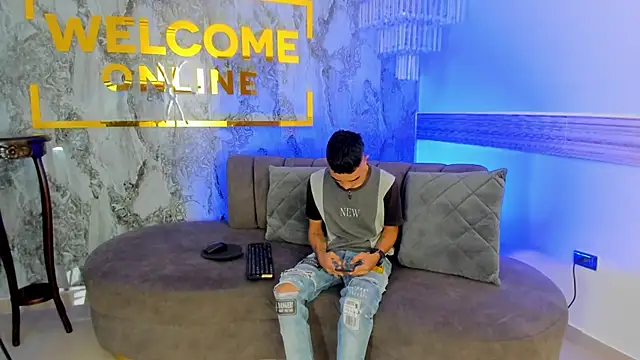 Emmastee online show from March 2026 03:51:01 PM