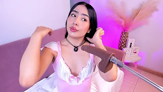 Valecute  online show from June 2026 08:00:02 PM