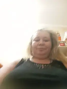 KiraStanton online show from June 2026 06:02:01 PM