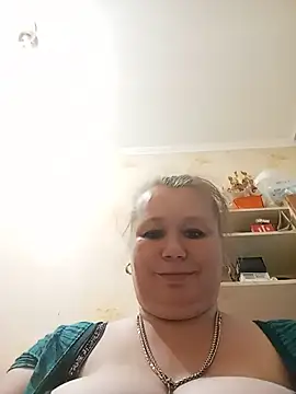 KiraStanton online show from July 2026 05:28:01 PM