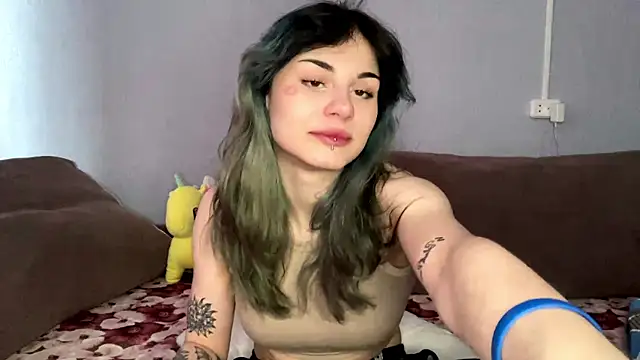 Emmibrilson online show from March 2026 10:33:01 AM