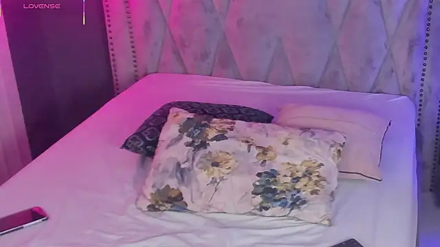 Snapshot of Baby_foxx chatting on March 2026 10:43:01 AM Baby foxx online show from March 2026 10:43:01 AM