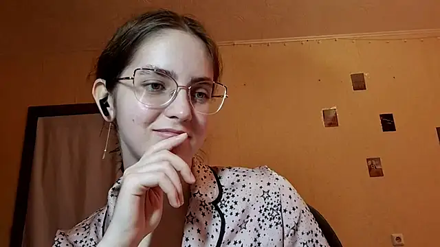 Katelemon online show from April 2026 09:15:01 AM