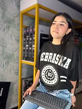 Ambarina  online show from March 2026 11:36:01 AM