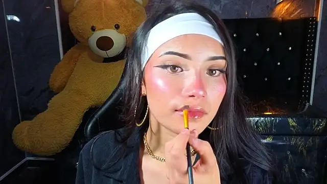 Snapshot of Daphne_nicole_b chatting on March 2026 12:54:01 PM Daphne nicole b online show from March 2026 12:54:01 PM