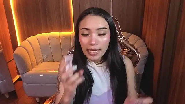 Snapshot of Daphne_nicole_b chatting on April 2026 12:49:01 PM Daphne nicole b online show from April 2026 12:49:01 PM