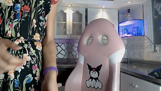 CrisOzzz online show from March 2026 05:50:01 PM