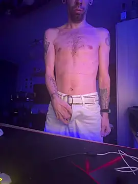 Snapshot of Istvan95 chatting on March 2026 05:08:02 PM Istvan95 online show from March 2026 05:08:02 PM