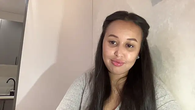 Dana 005 online show from June 2026 07:57:01 PM