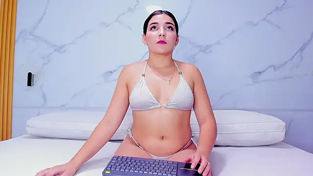 melanie harl online show from February 2026 07:12:02 PM