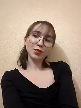 Snapshot of Ella17582 chatting on February 2026 09:27:02 PM Ella17582 online show from February 2026 09:27:02 PM