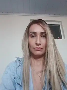 anajulia10 online show from July 2026 08:02:01 PM