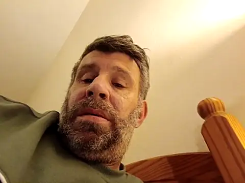 stud2512 online show from April 2026 08:36:02 PM