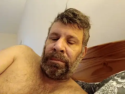 stud2512 online show from April 2026 06:08:01 AM