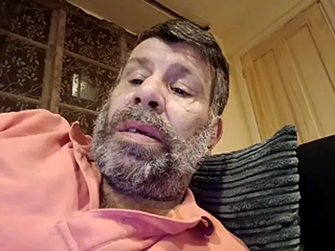 Snapshot of stud2512 chatting on April 2026 09:51:02 PM stud2512 online show from April 2026 09:51:02 PM
