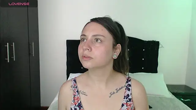 Snapshot of Ana__arms chatting on March 2026 03:40:02 PM Ana arms online show from March 2026 03:40:02 PM