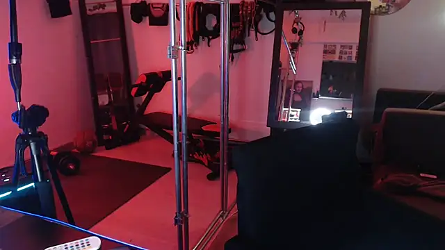 Rimka XXL online show from March 2026 09:00:02 PM