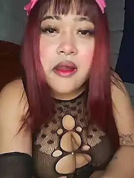 Snapshot of la_rojita chatting on June 2026 05:56:02 AM la rojita online show from June 2026 05:56:02 AM