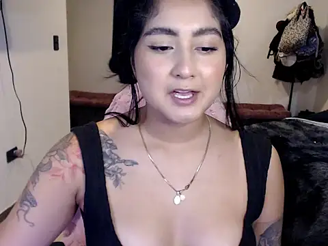 Snapshot of zakura_ania chatting on February 2026 01:03:02 AM zakura ania online show from February 2026 01:03:02 AM