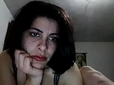 Snapshot of tefutbin3 chatting on March 2026 06:25:01 PM tefutbin3 online show from March 2026 06:25:01 PM