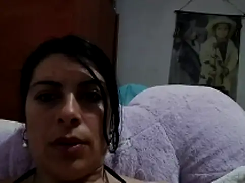 Snapshot of tefutbin3 chatting on May 2026 01:56:01 AM tefutbin3 online show from May 2026 01:56:01 AM