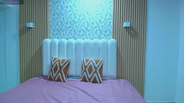 Snapshot of allyson_nahid chatting on April 2026 12:06:02 PM allyson nahid online show from April 2026 12:06:02 PM