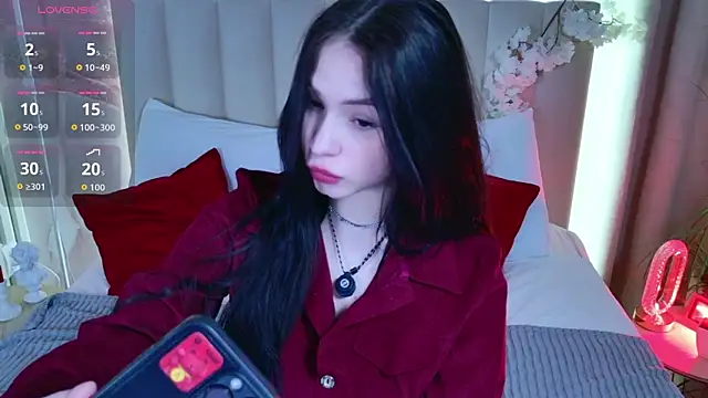 Snapshot of SatiraLux chatting on March 2026 11:50:01 AM SatiraLux online show from March 2026 11:50:01 AM