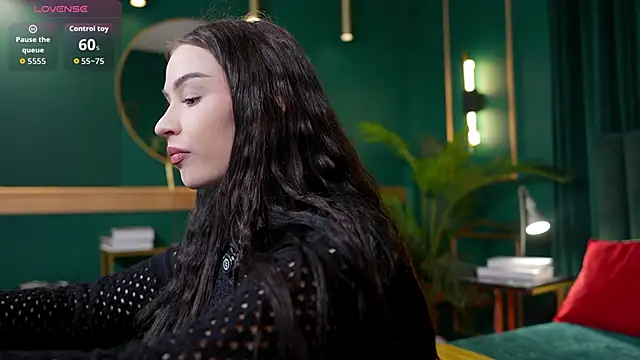 SatiraLux online show from April 2026 06:30:02 PM