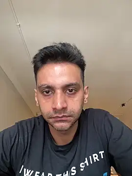 online4u08 online show from April 2026 06:19:01 AM